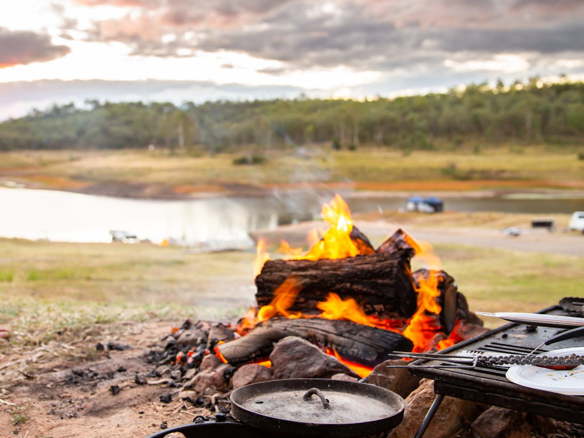 Camping Boondooma Dam