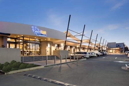 Rules Club Wagga exterior at night