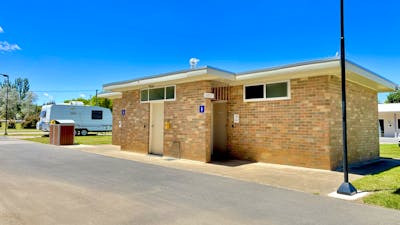 Gunning Caravan Park - Amenity Block