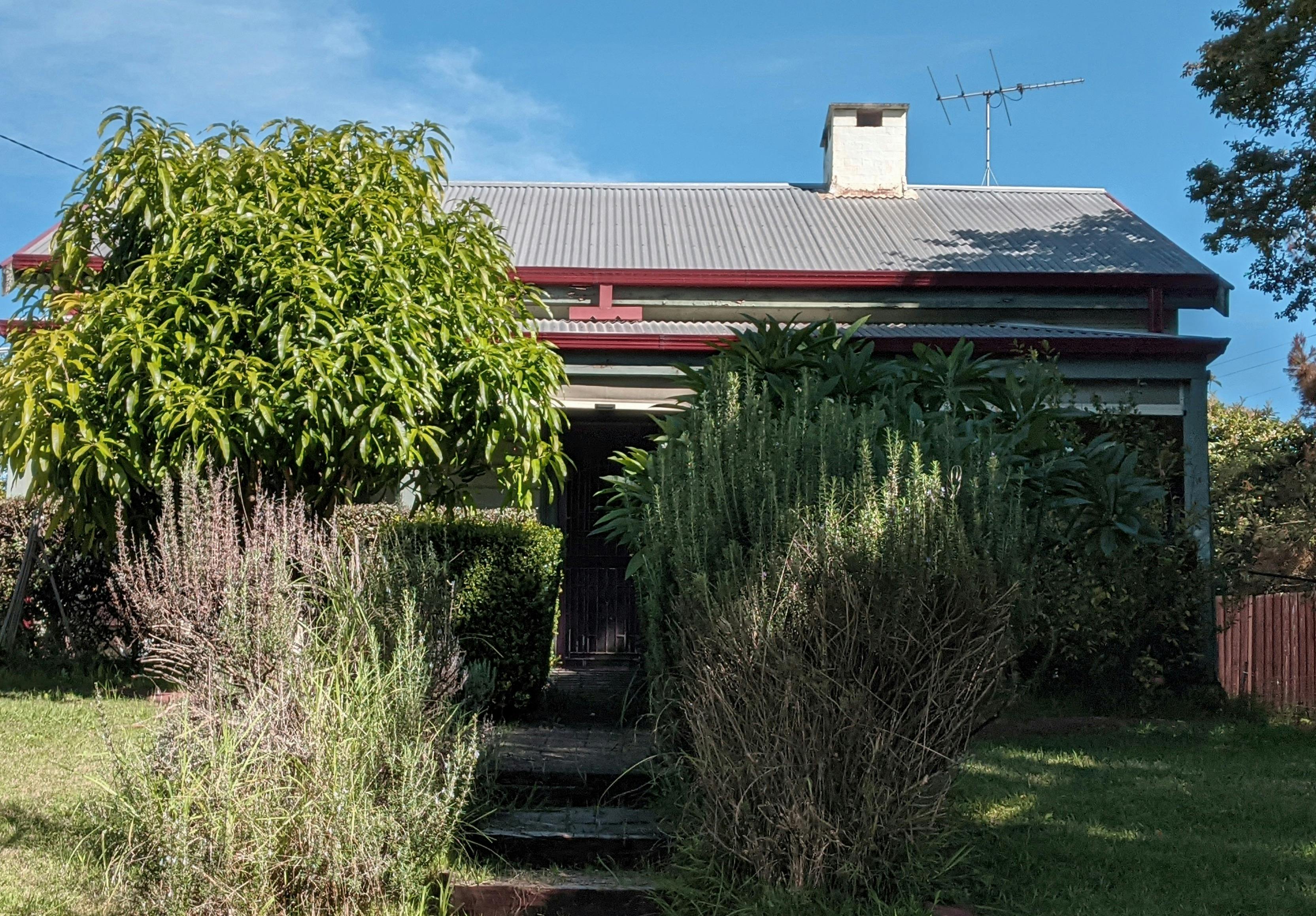 Tinkat Alley Art Studio