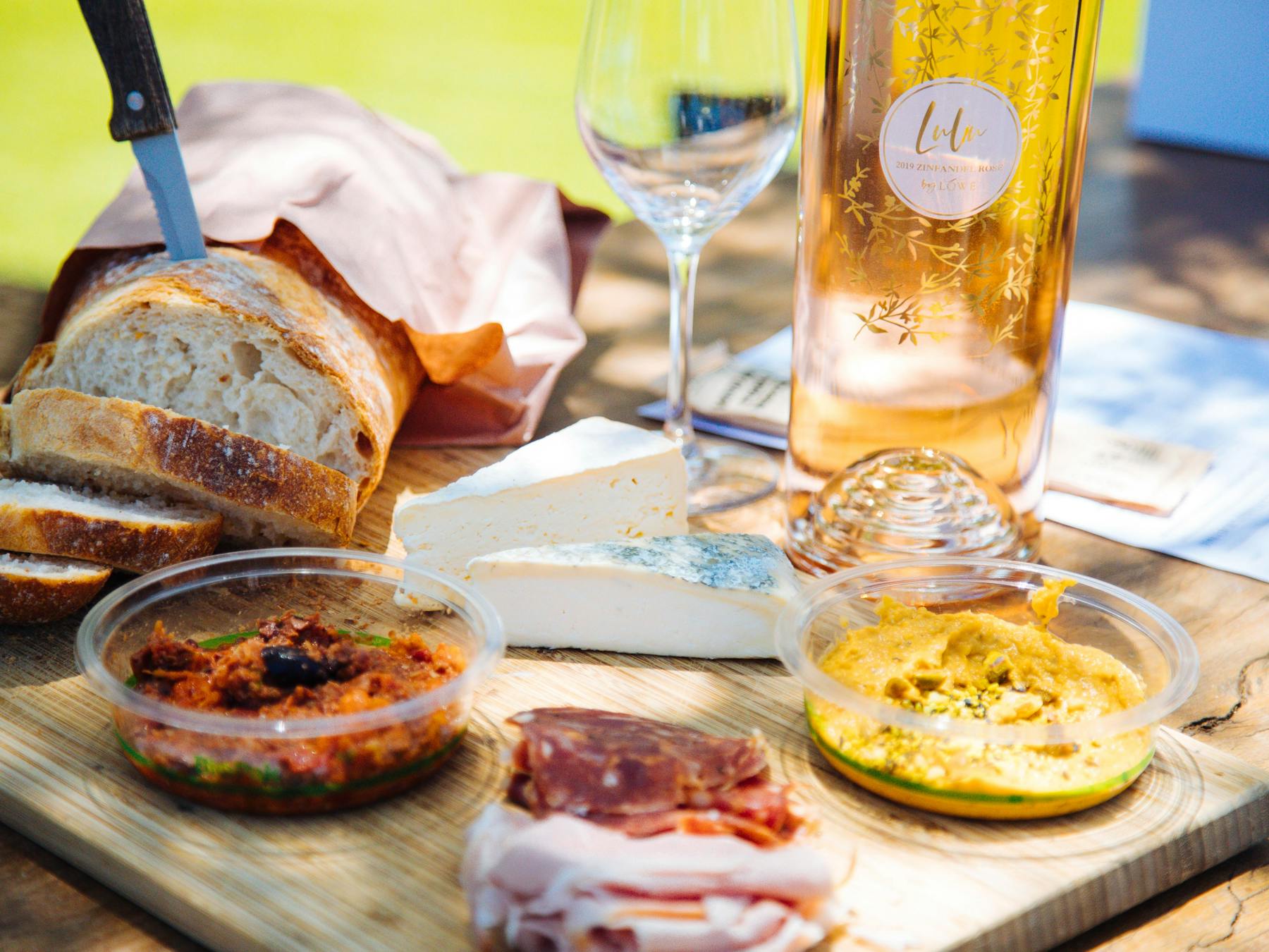 Discovering local gems and enjoy premium wine tastings, local produce and spectacular scenery