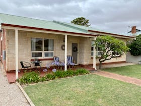 Welcome to Tumby Bay Escape