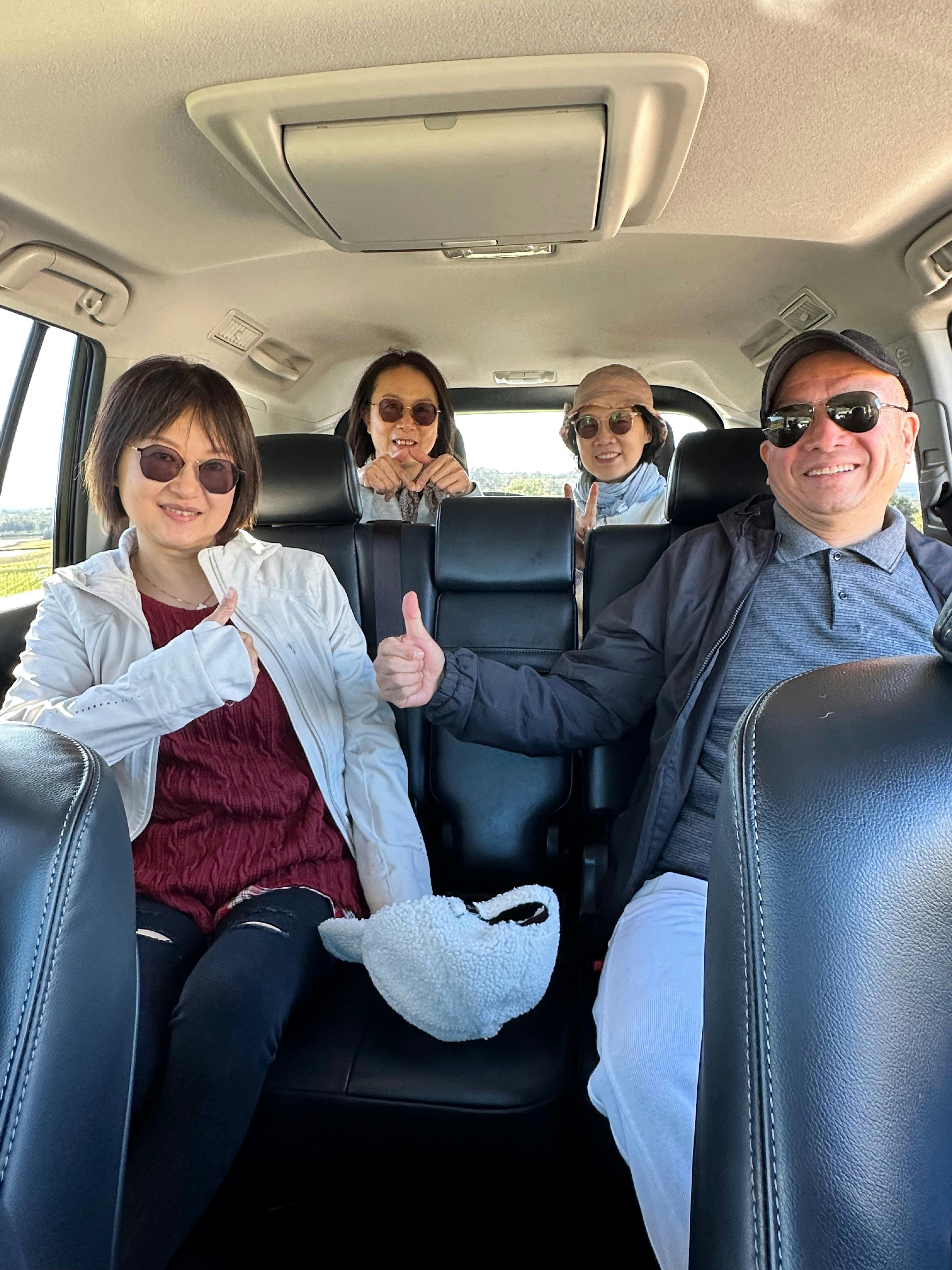 헌터 밸리(Hunter Valley)로의 하루 종일 와인 투어.