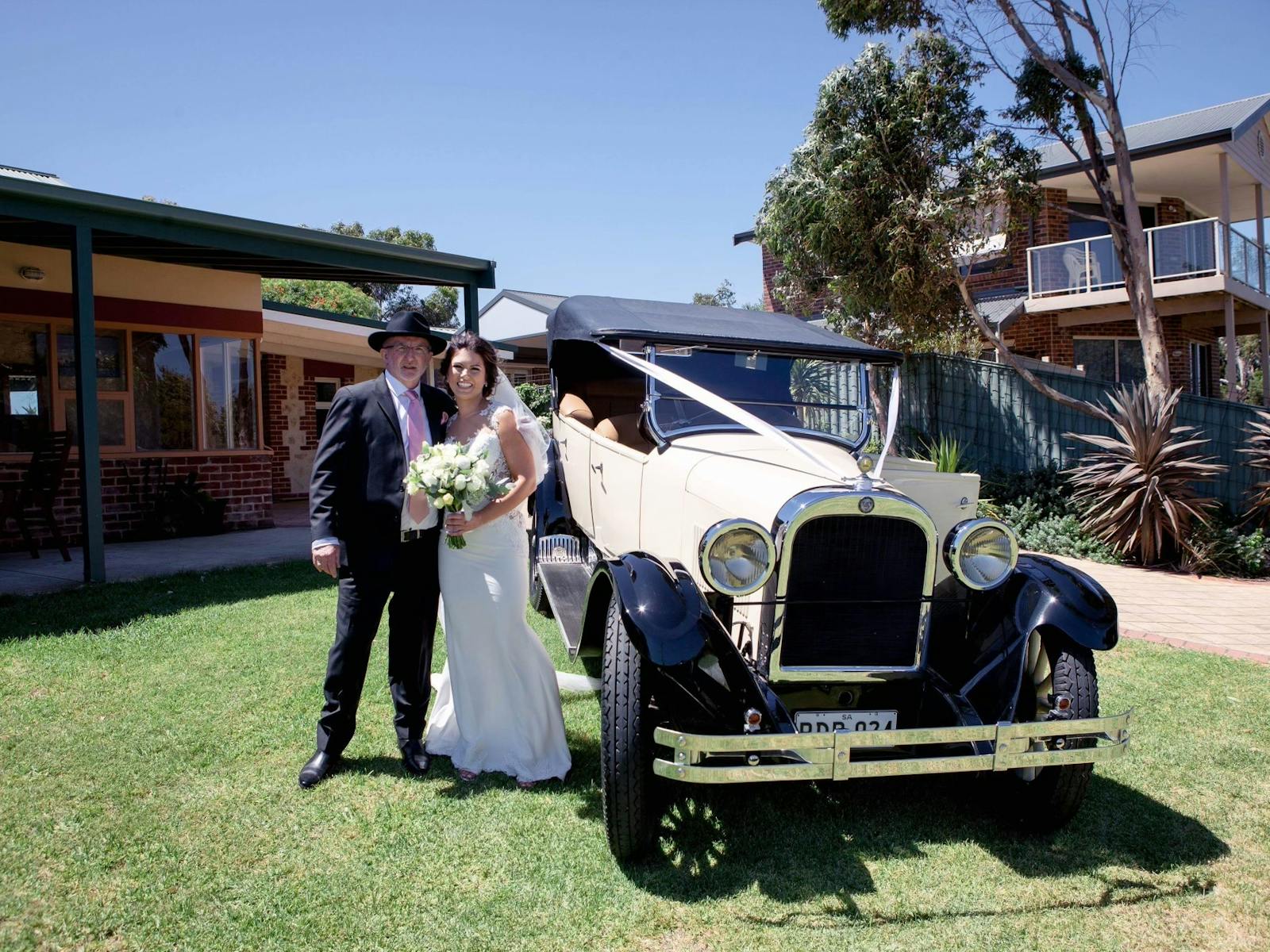 "Bessie" Weddings