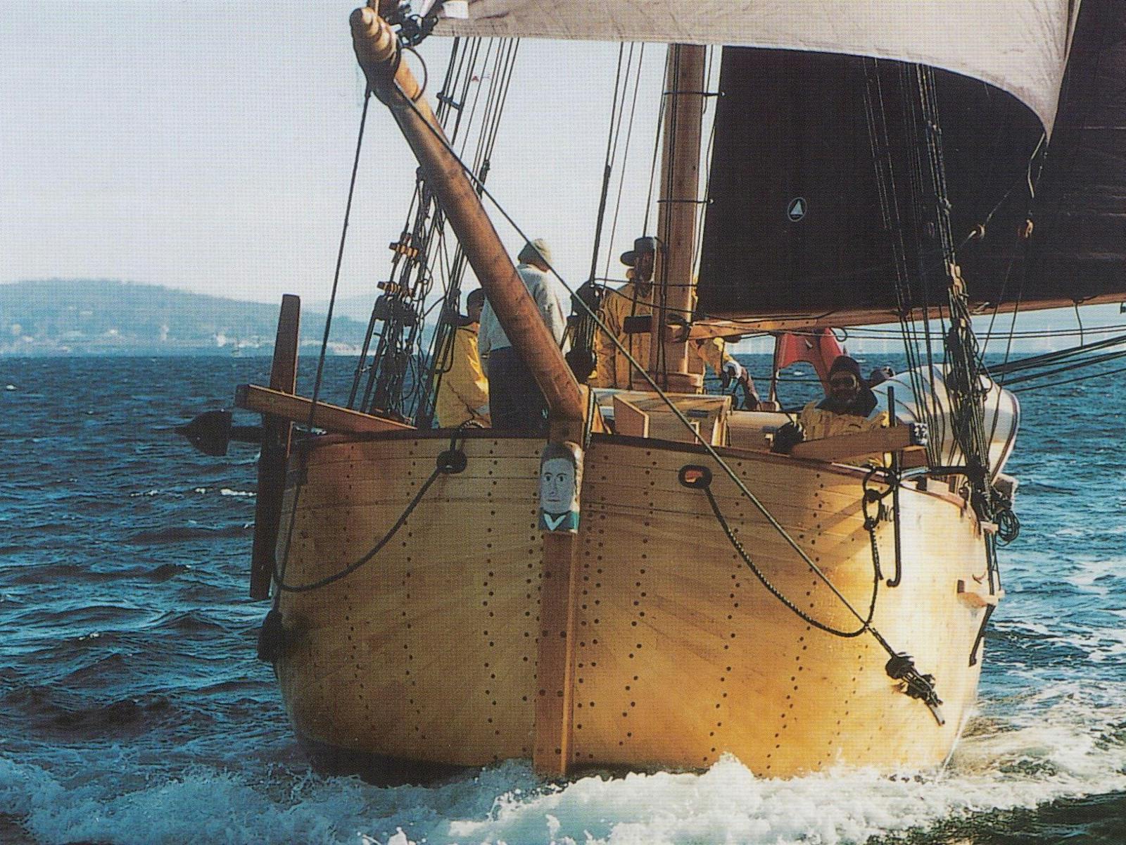 The Sloop Norfolk Replica sets sail from Hobart Town to George Town.
