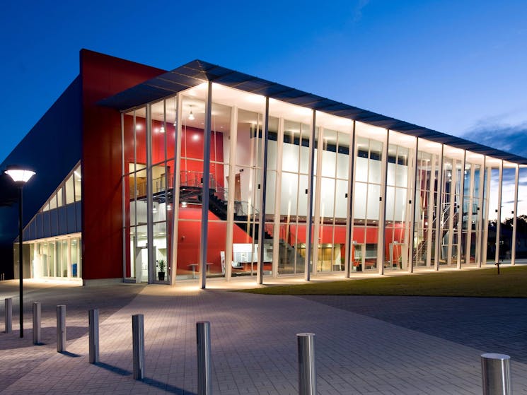 Shoalhaven Entertainment Centre at dusk