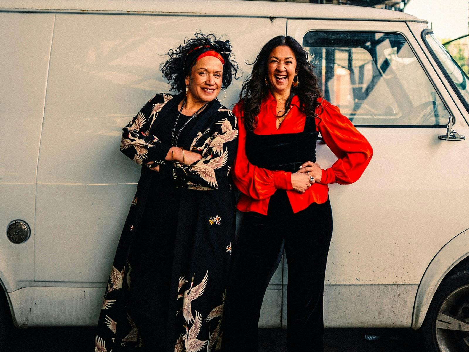 Vika & Linda – Where Do You Come From?