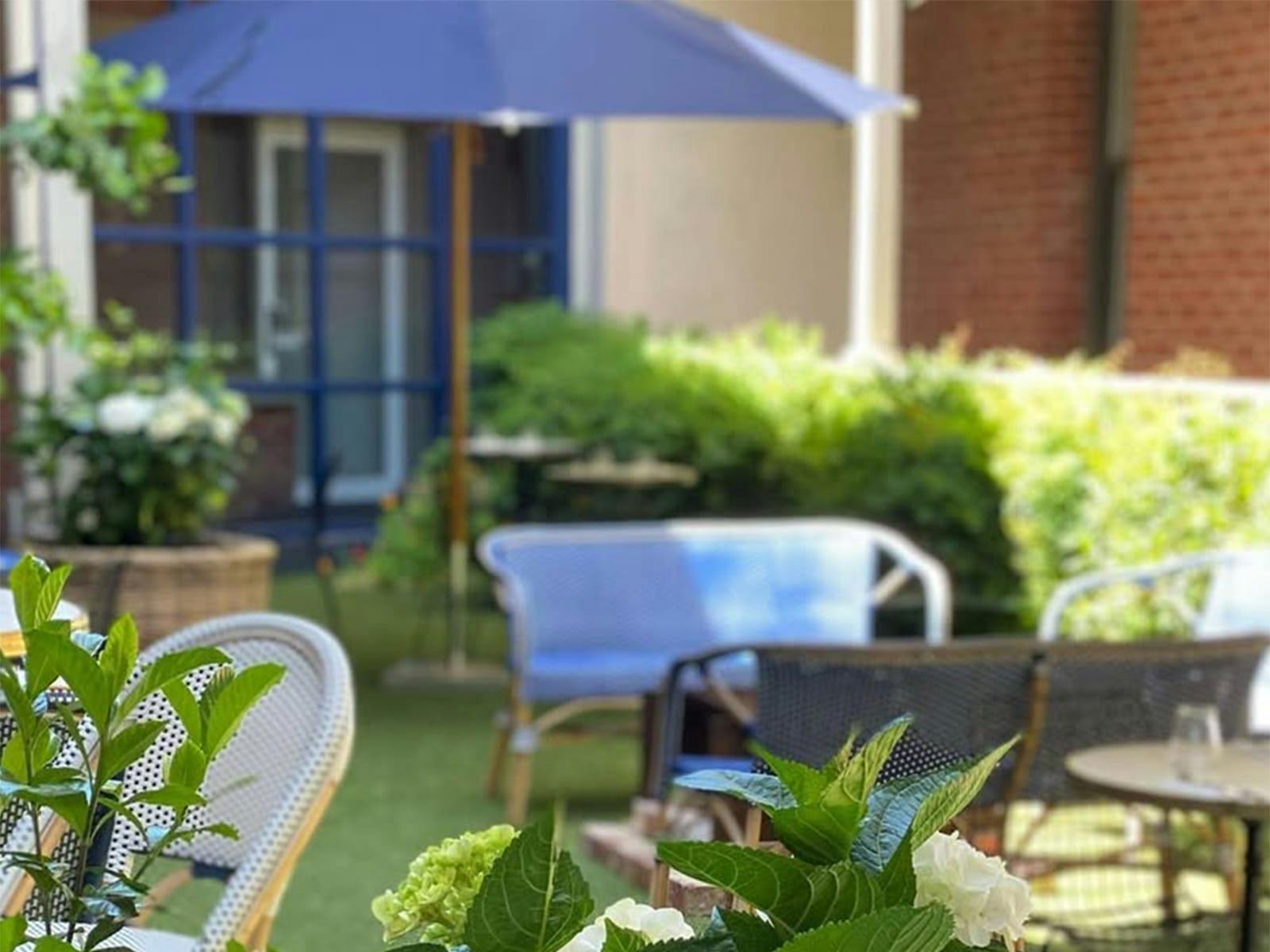 Exterior at Lola Ballarat