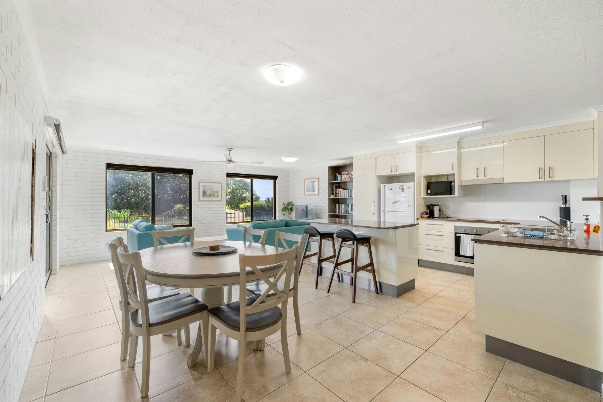 Best Location in Woorim - Ocean Front + Pool