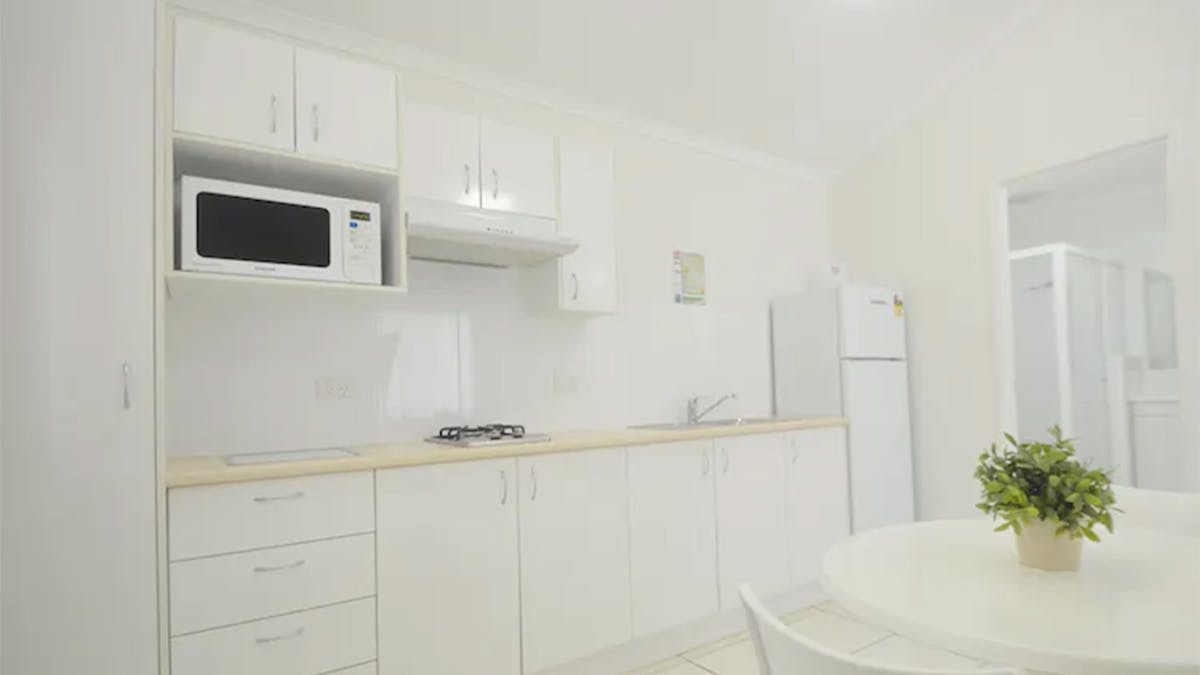 Barney Beach Accommodation Centre