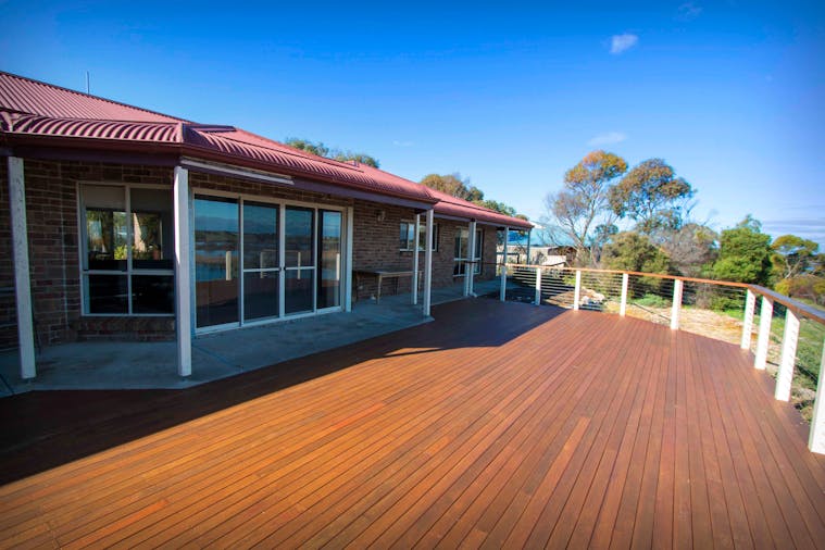 Limestone Ridge Holiday House