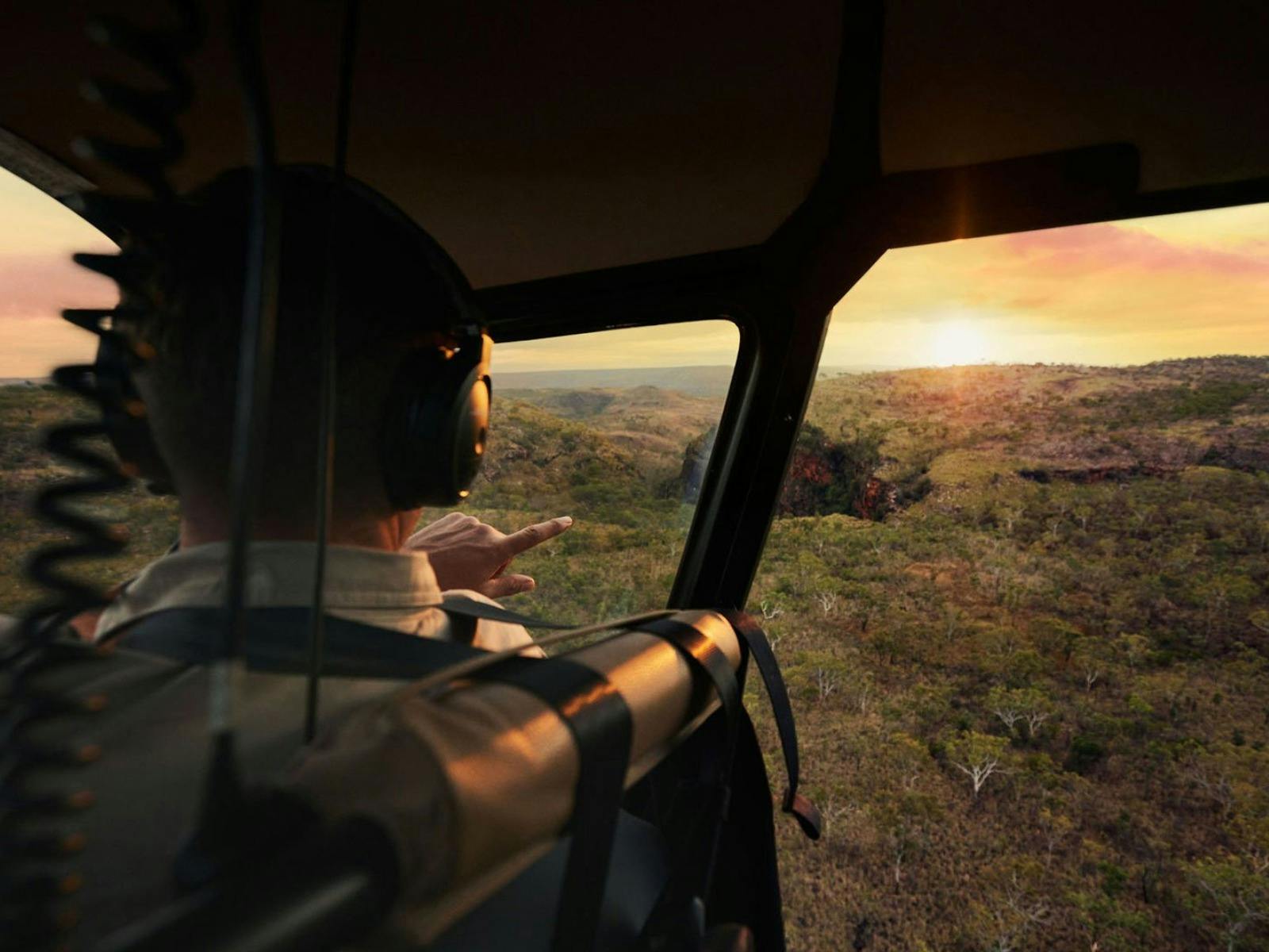 golden goose tour helicopter sunset