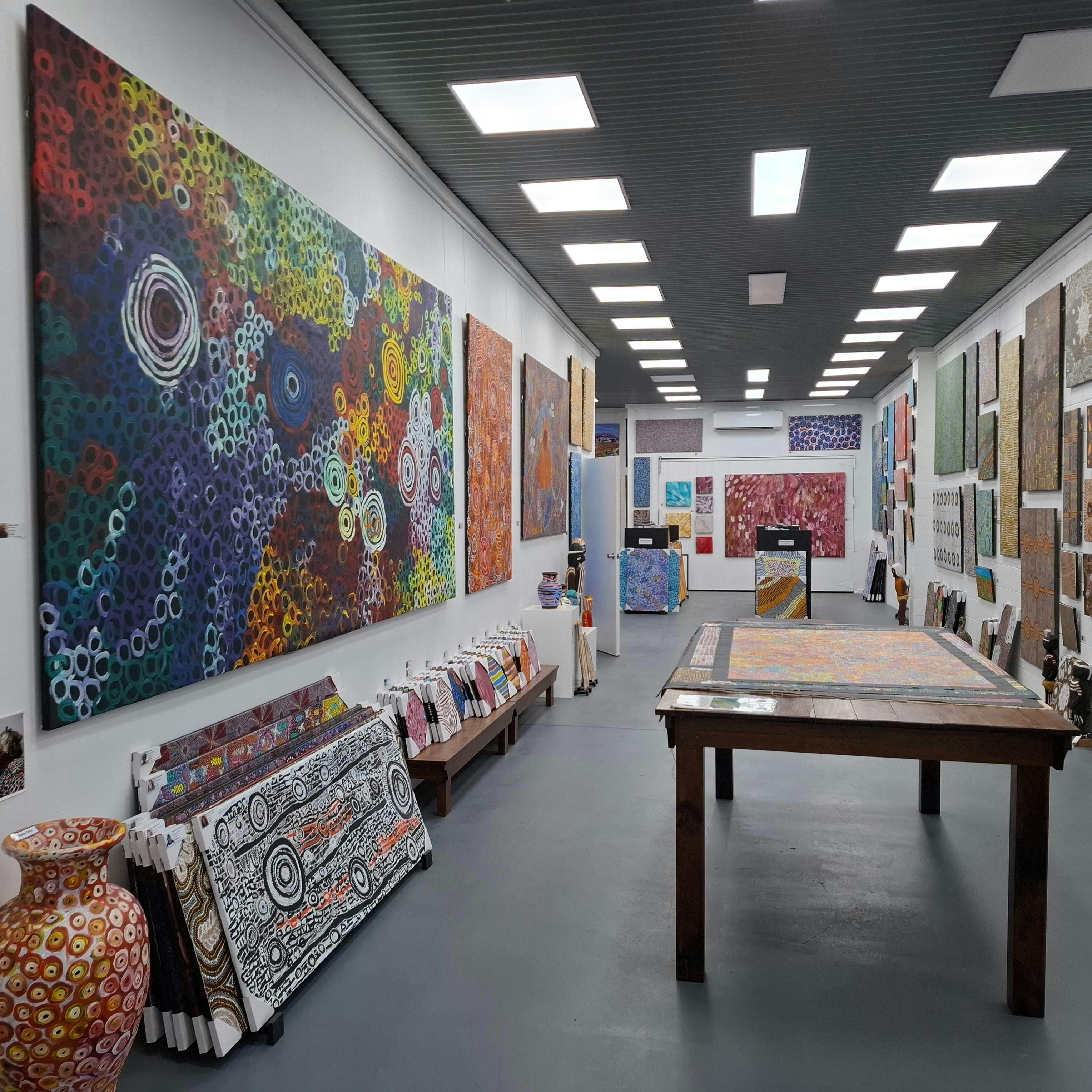 Large Gallery space, exhibition on monthly.  World renowned artists, Hermansberg acrylics Sculptures