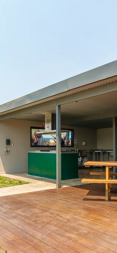 BBQ/Picnic Area & Playground