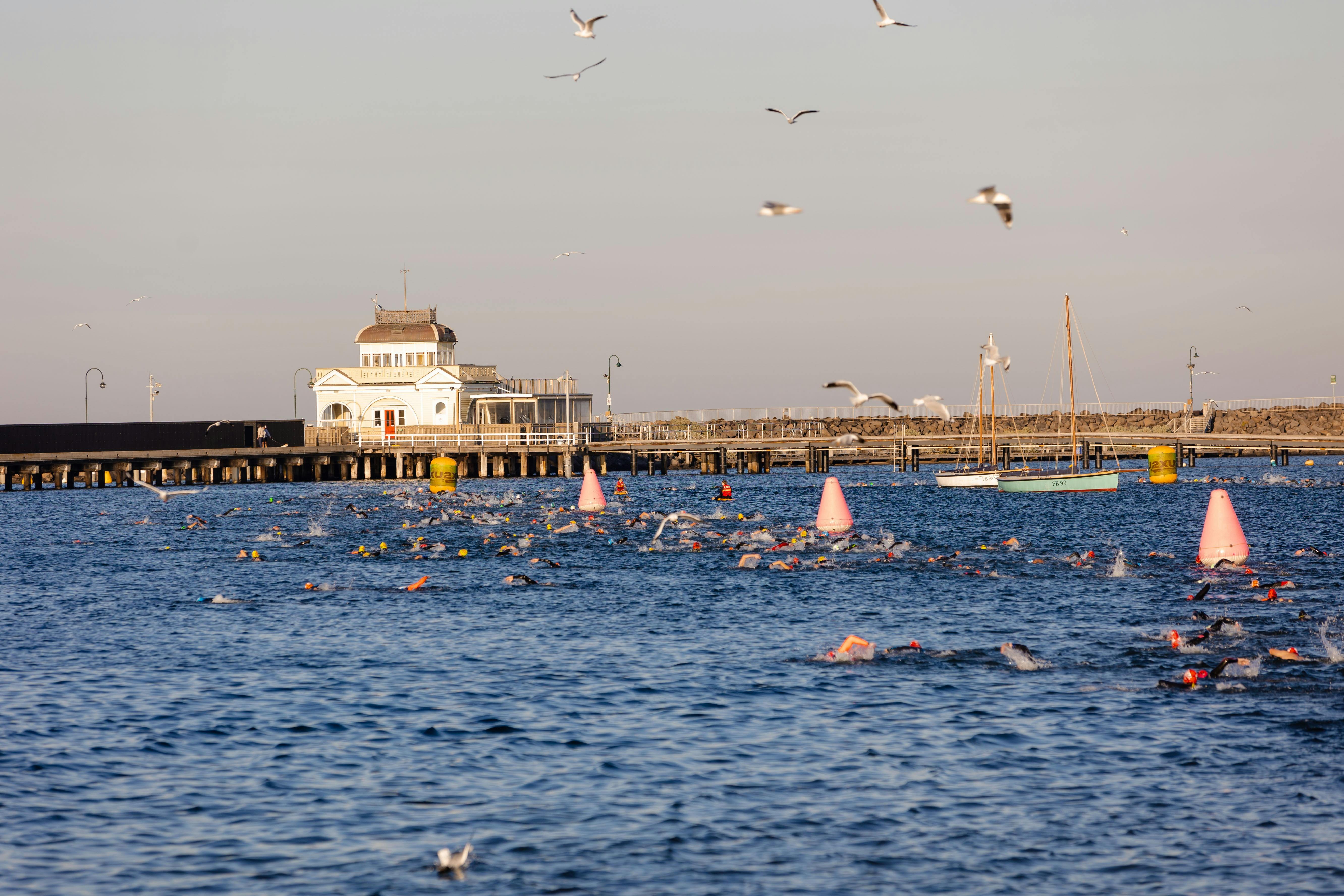 2XU Triathlon Series: Race 6, St Kilda