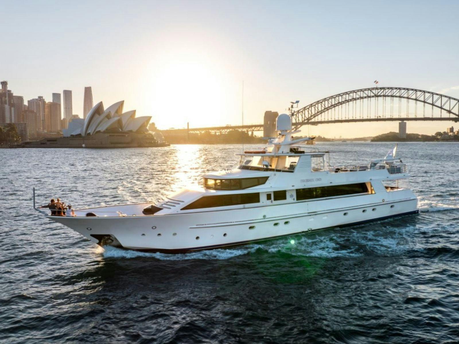 Sydney Luxury Charter Yacht YOTSPACE