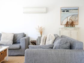 Town center accommodation Robe