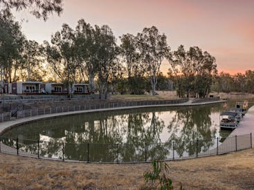 Discovery Parks - Maidens Inn, Moama