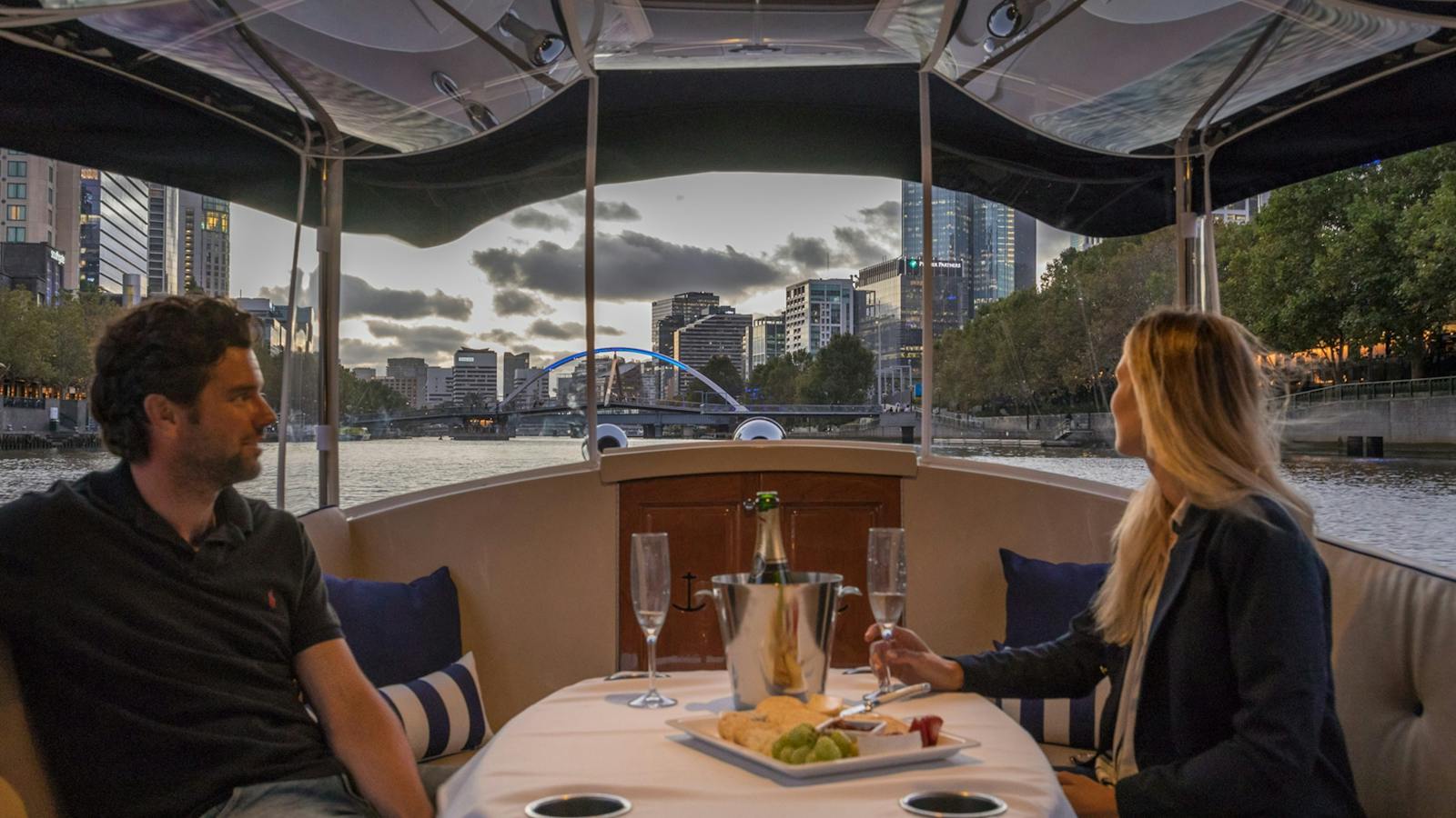 Romantic cruises on the Yarra River