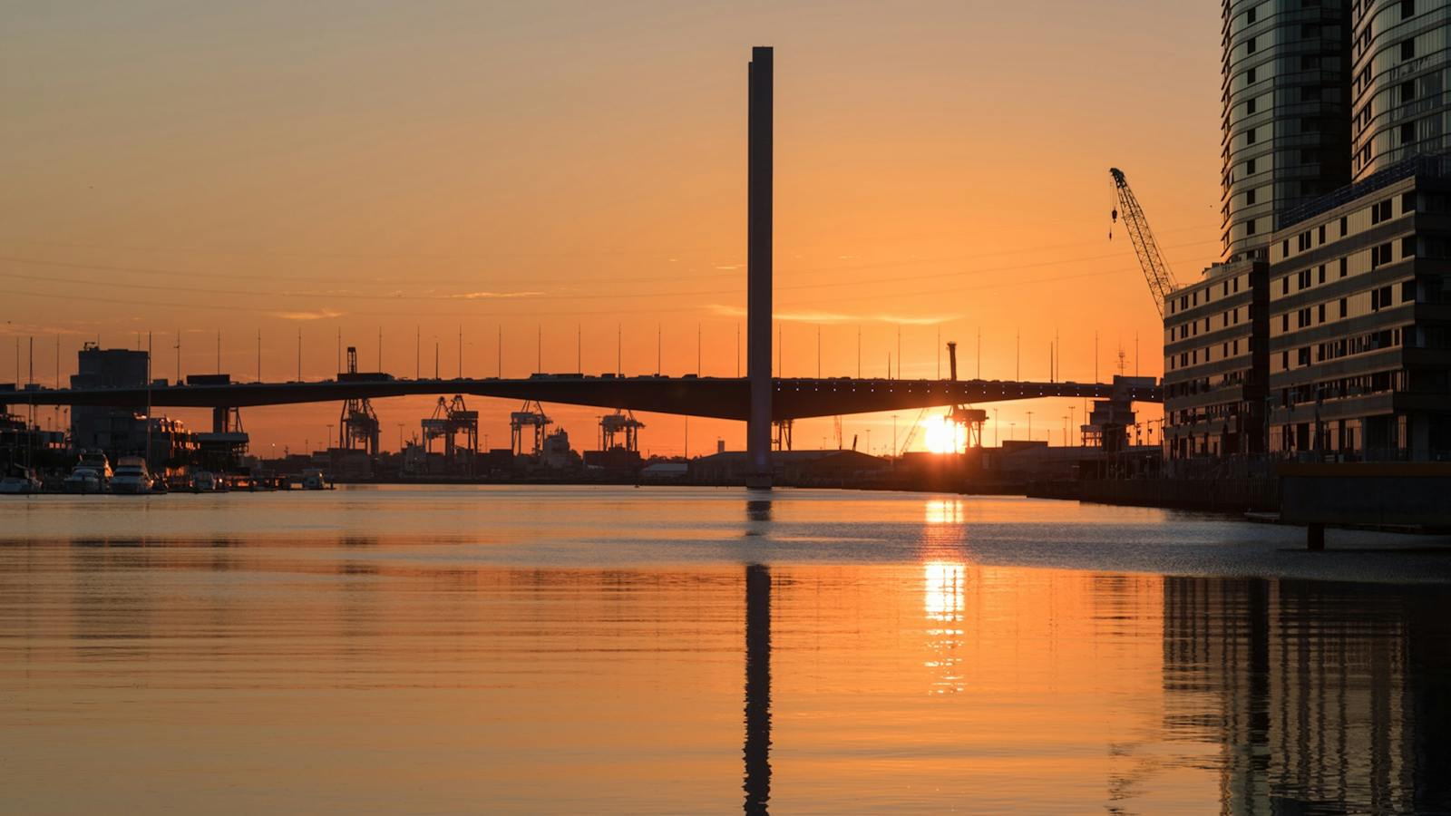 Melbourne romantic sunset cruises - propose to your loved