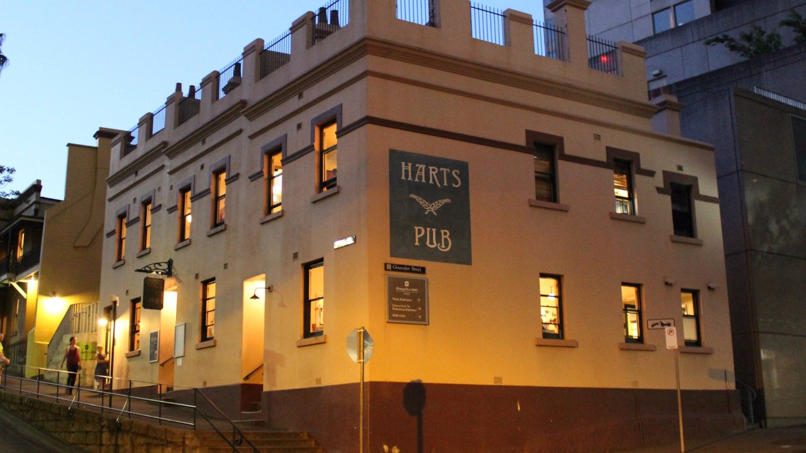 Harts Pub