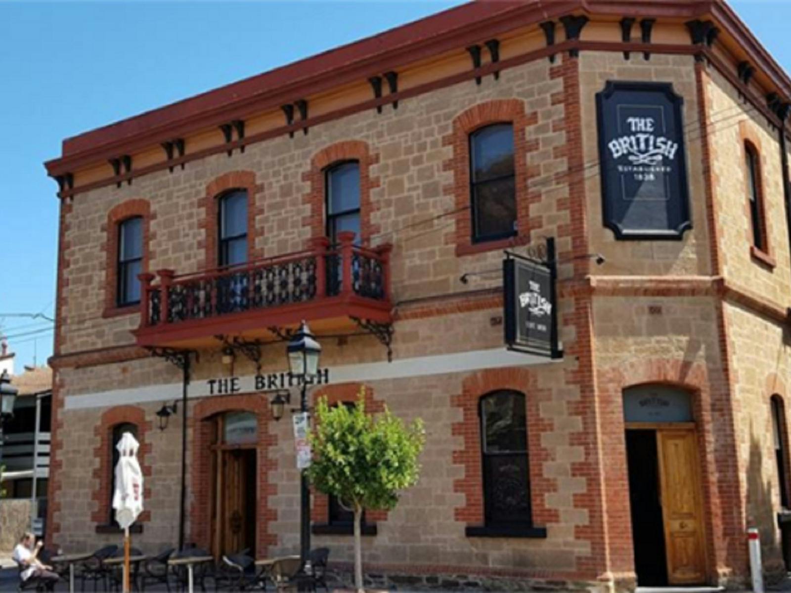 British Hotel North Adelaide Slider Image 1
