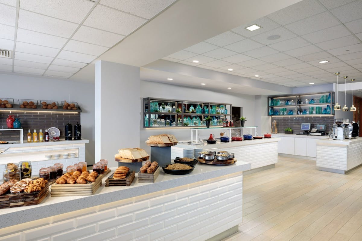 RISE Breakfast Buffet at Lilo Restaurant, Rydges Plaza Cairns