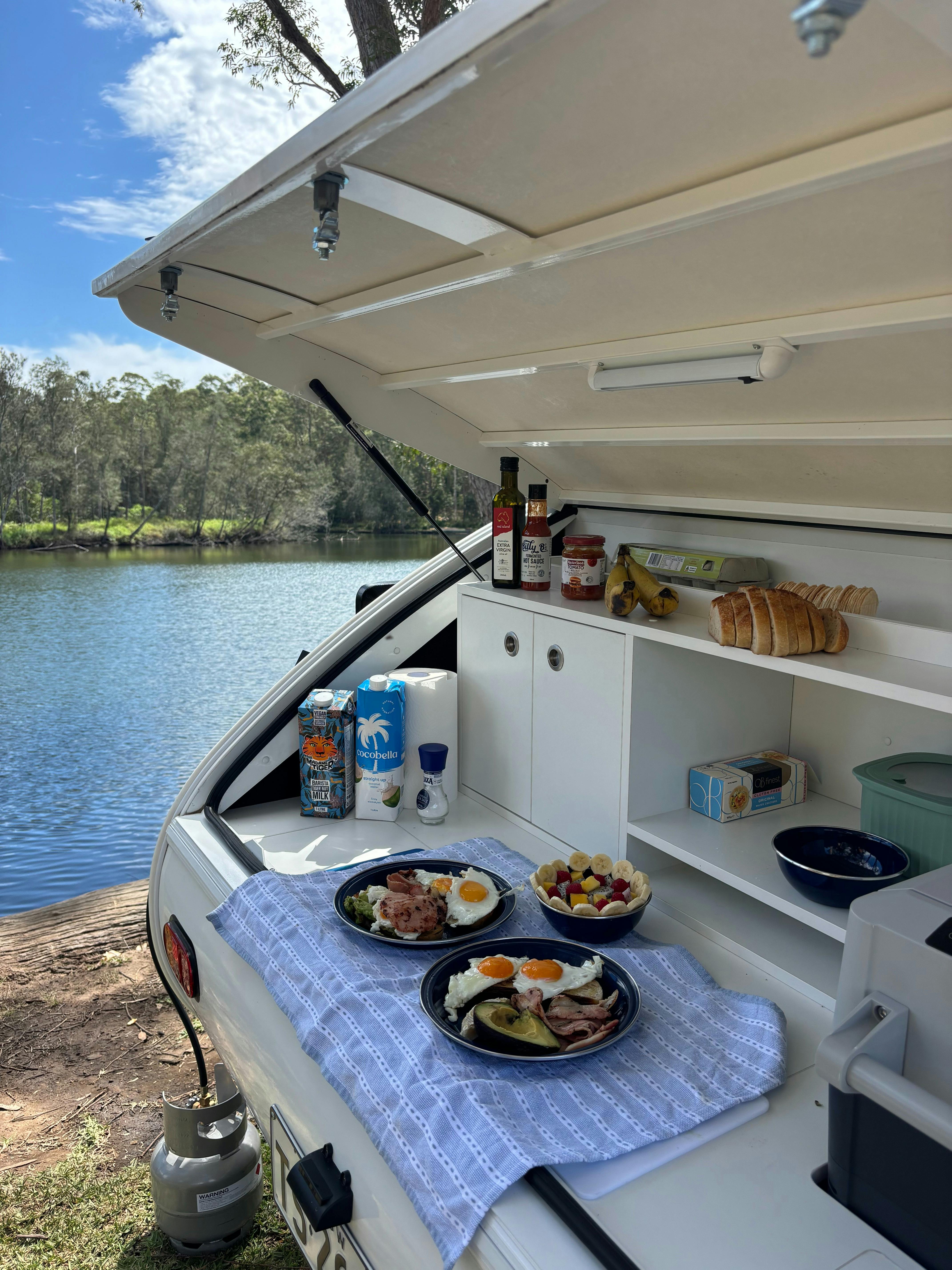 just to show the setup and you can make easy nice meals