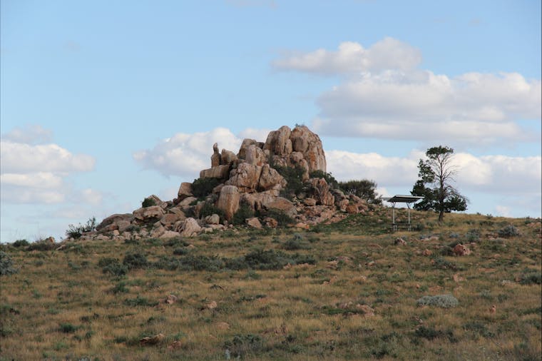 Castle Rock walk and Lookout
