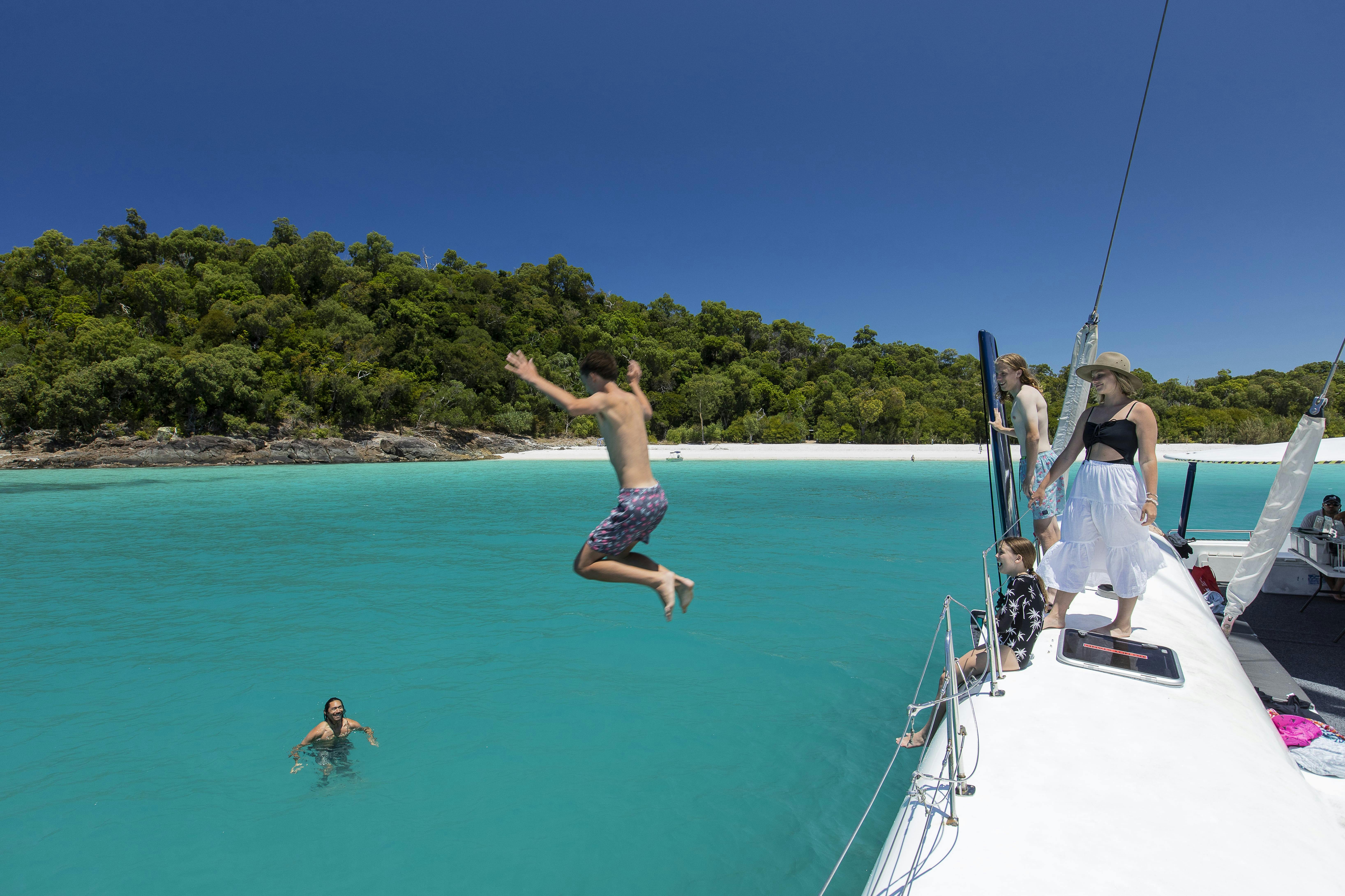 Jump overboard - On the Edge