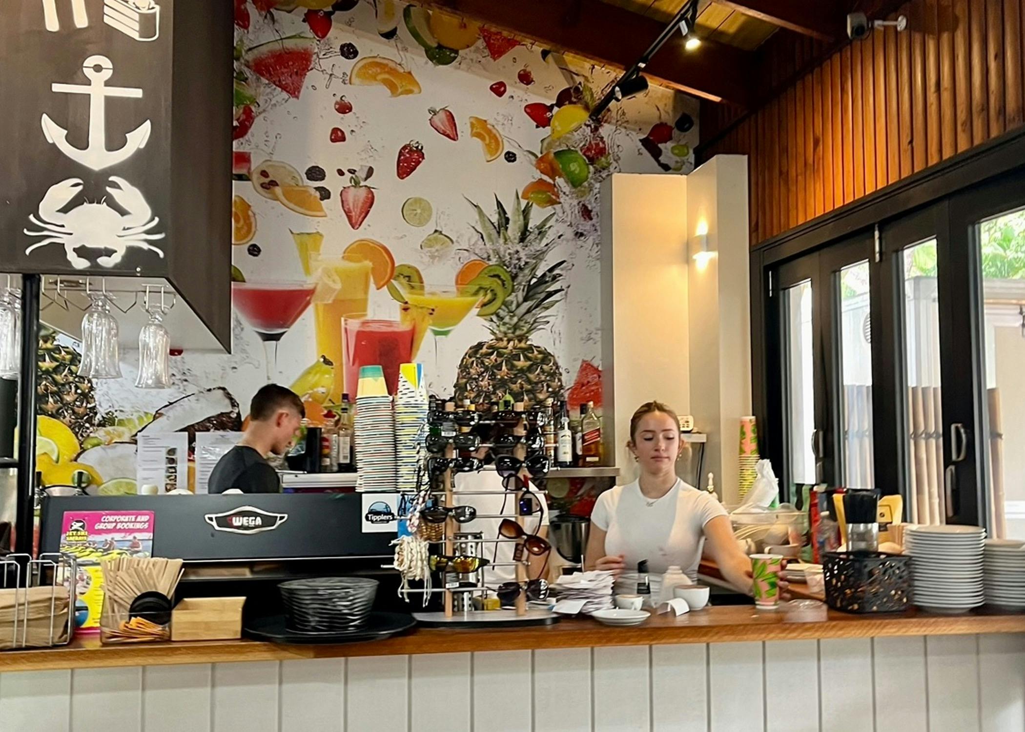 Cocktail bar at Tipplers