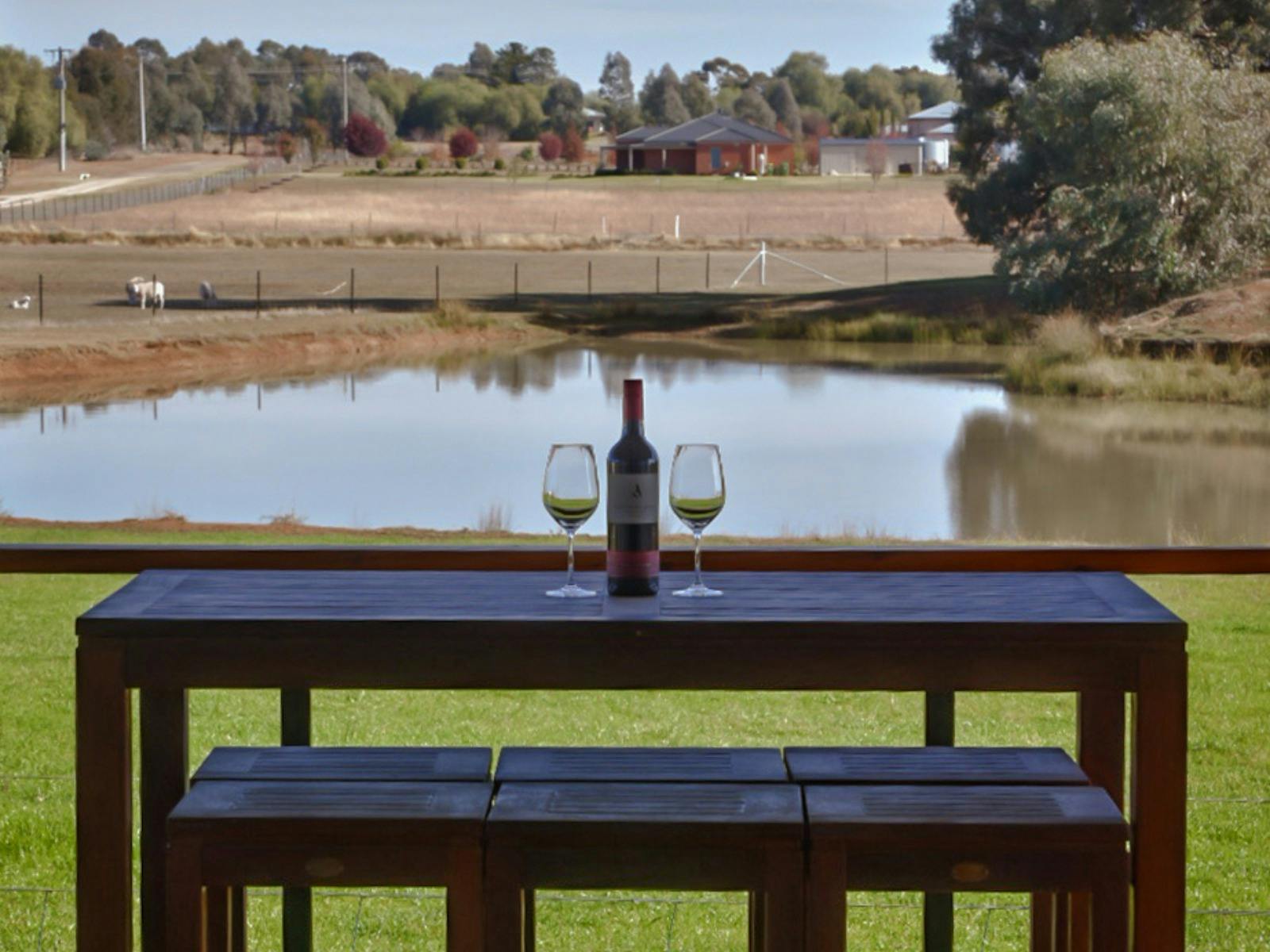 야외 환경에서 댐 전망