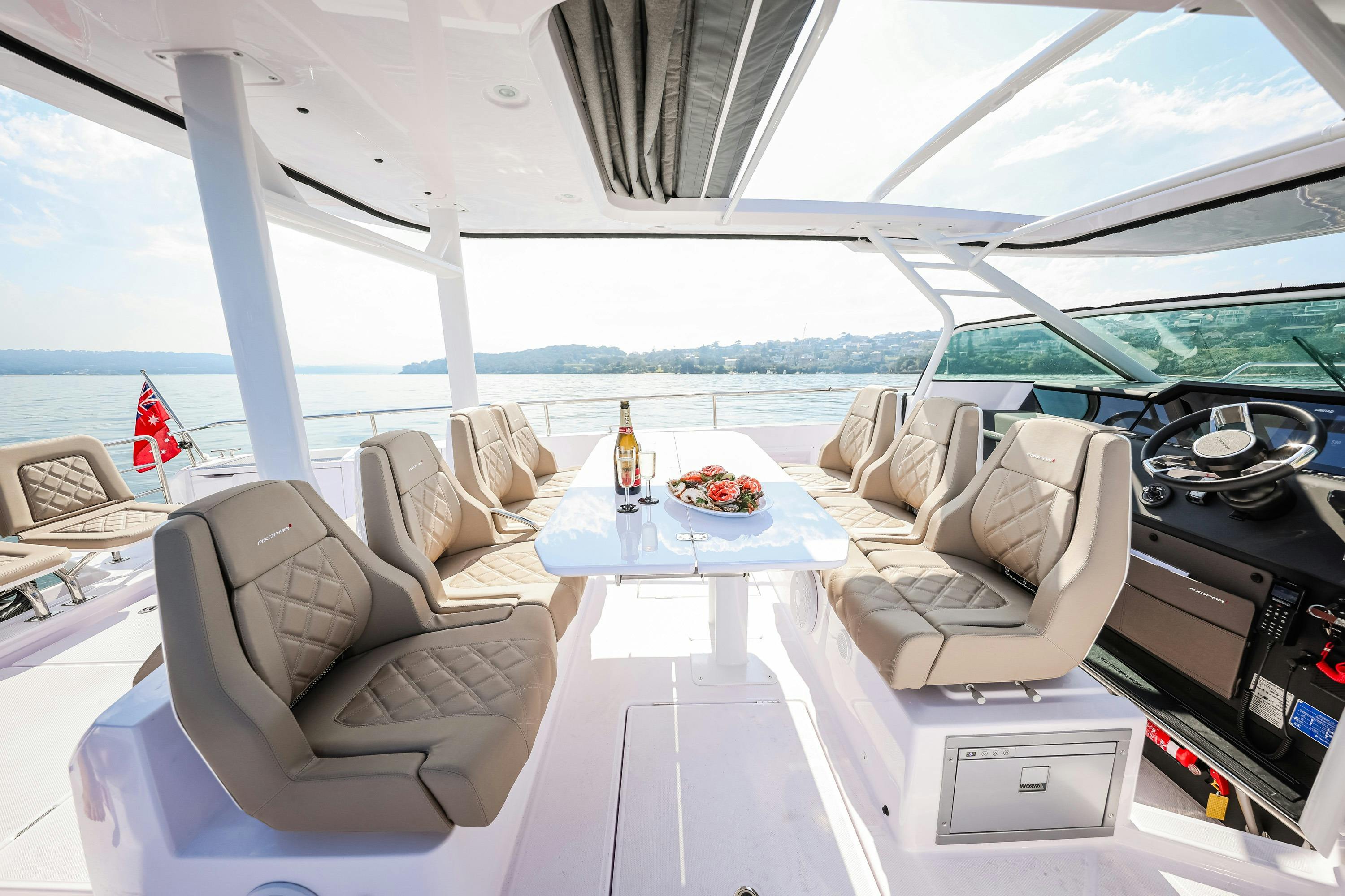 高級ダイニング