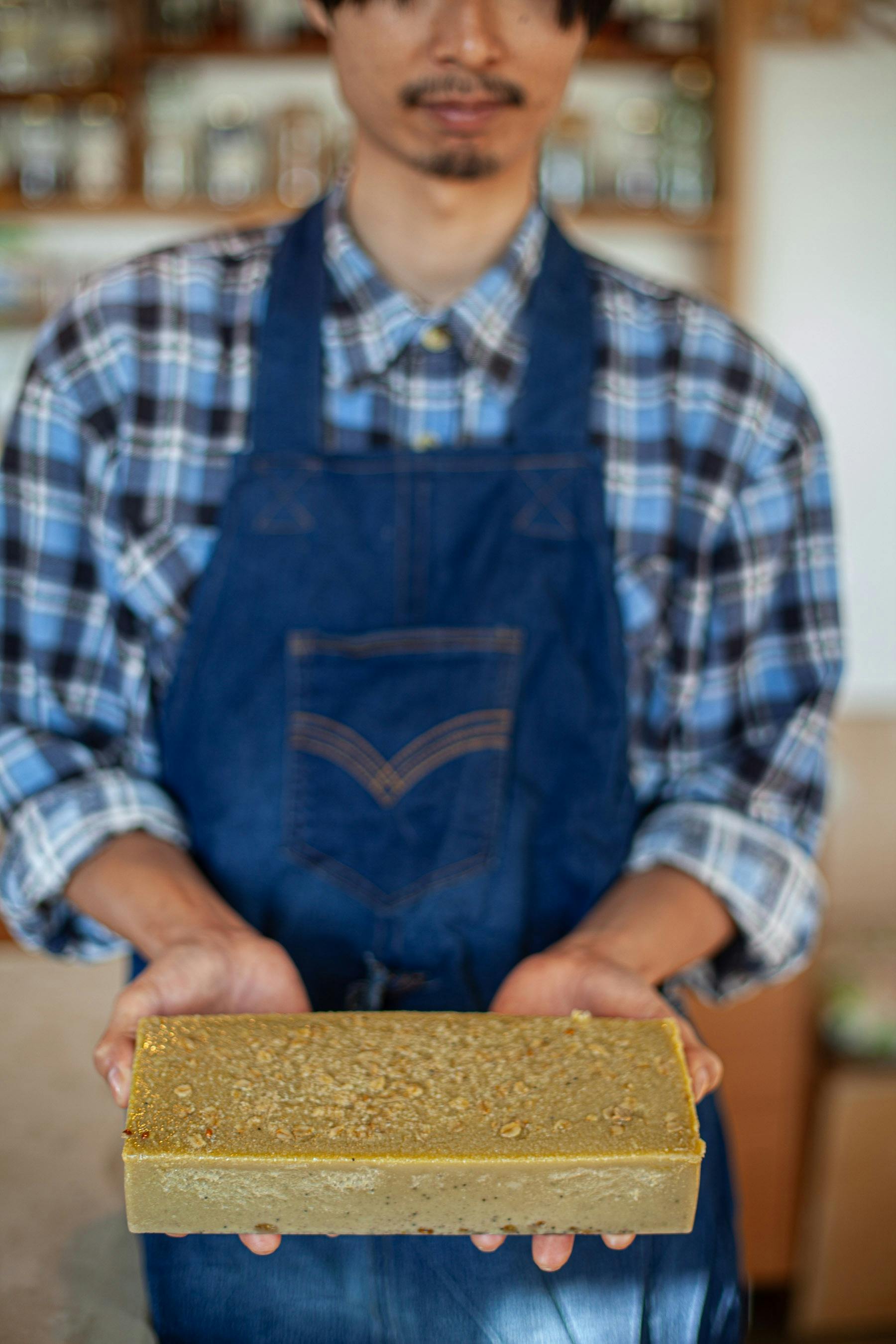 Make soap, extract essential oil, and local soap making history