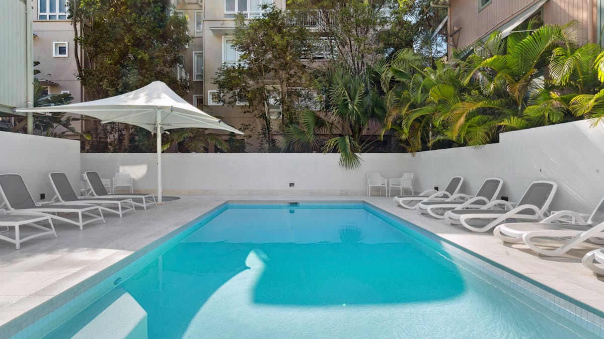 World Class Dining & Shopping – 10 metres away Noosa Main Beach – 50 metres away