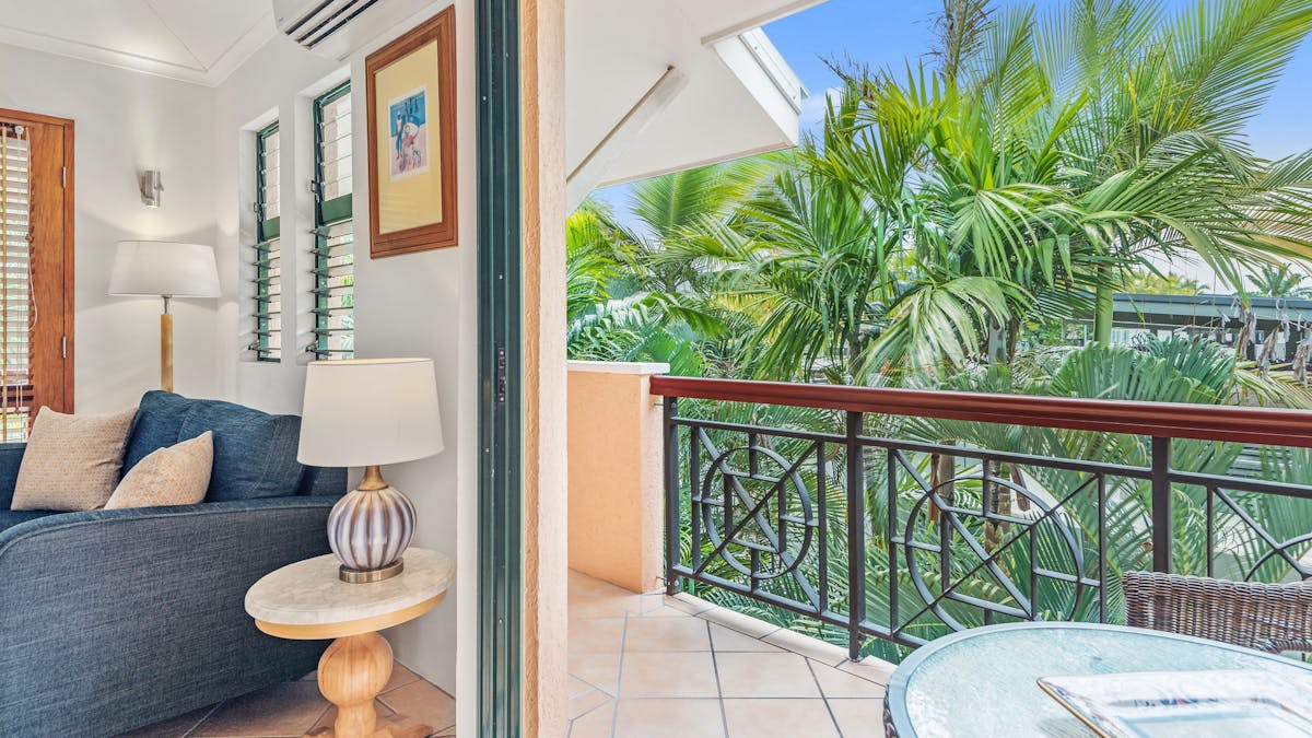 Living Area & Balcony