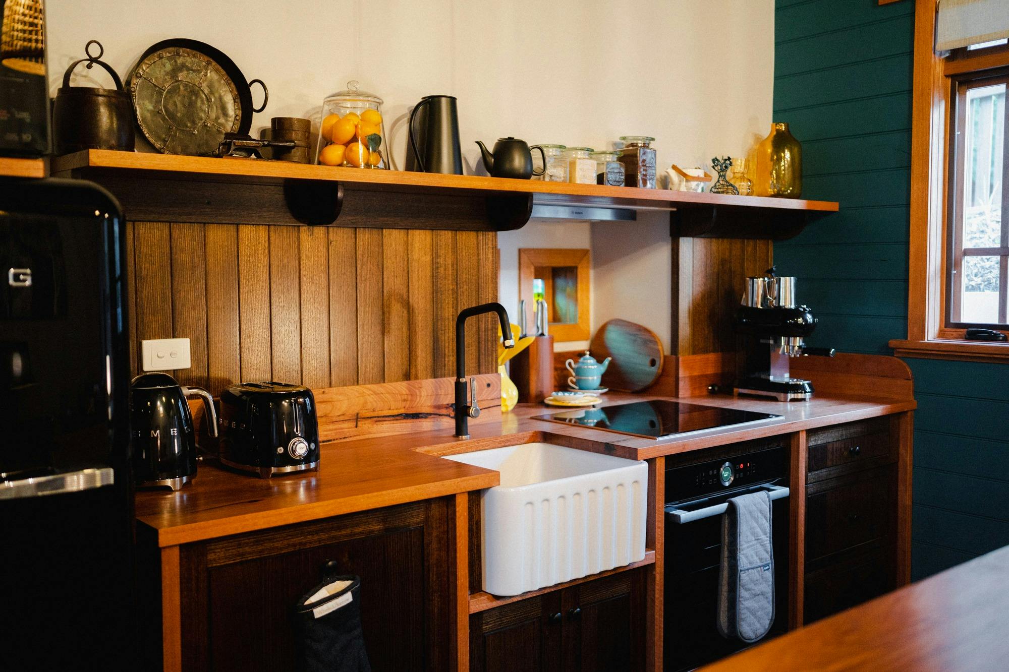 Fully equipped kitchen