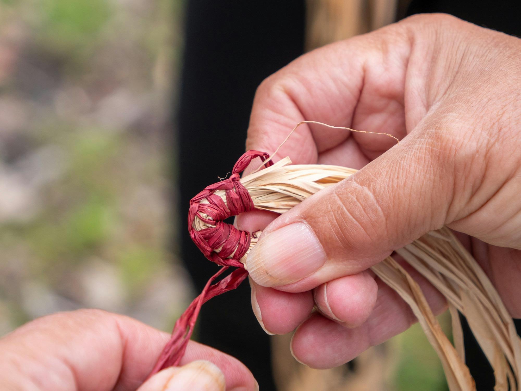 Weaving a small item