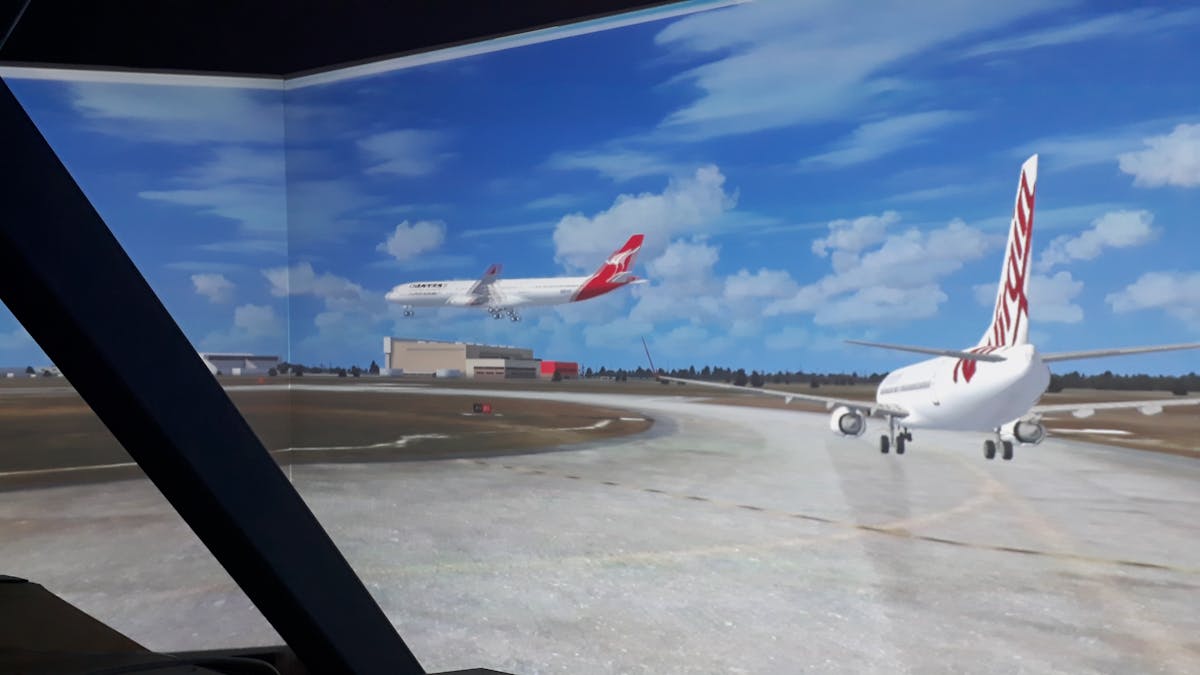 Waiting for takeoff B737 flight simulator Brisbane Airport Waiting for takeoff B737 flight simulator Brisbane Airport