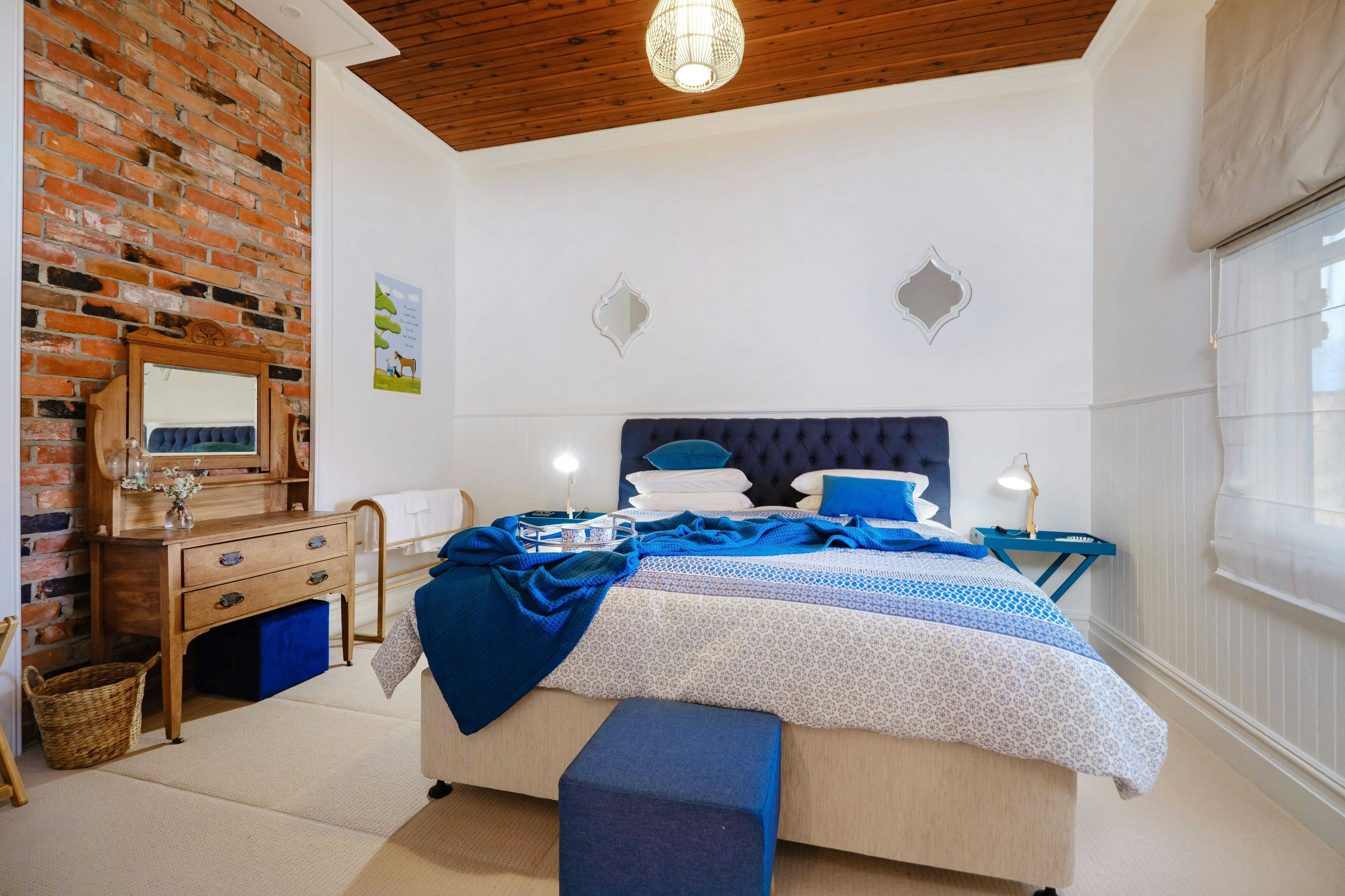 Room 1 - King Size Bedroom.