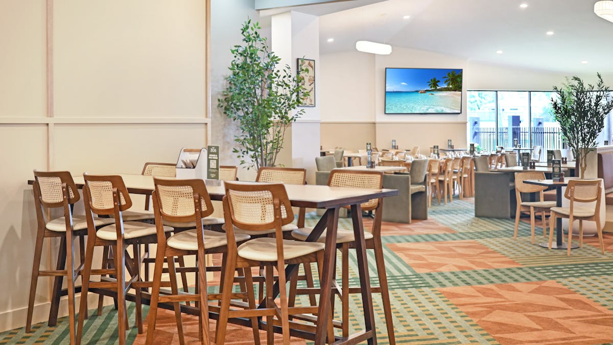 Lounge Bar