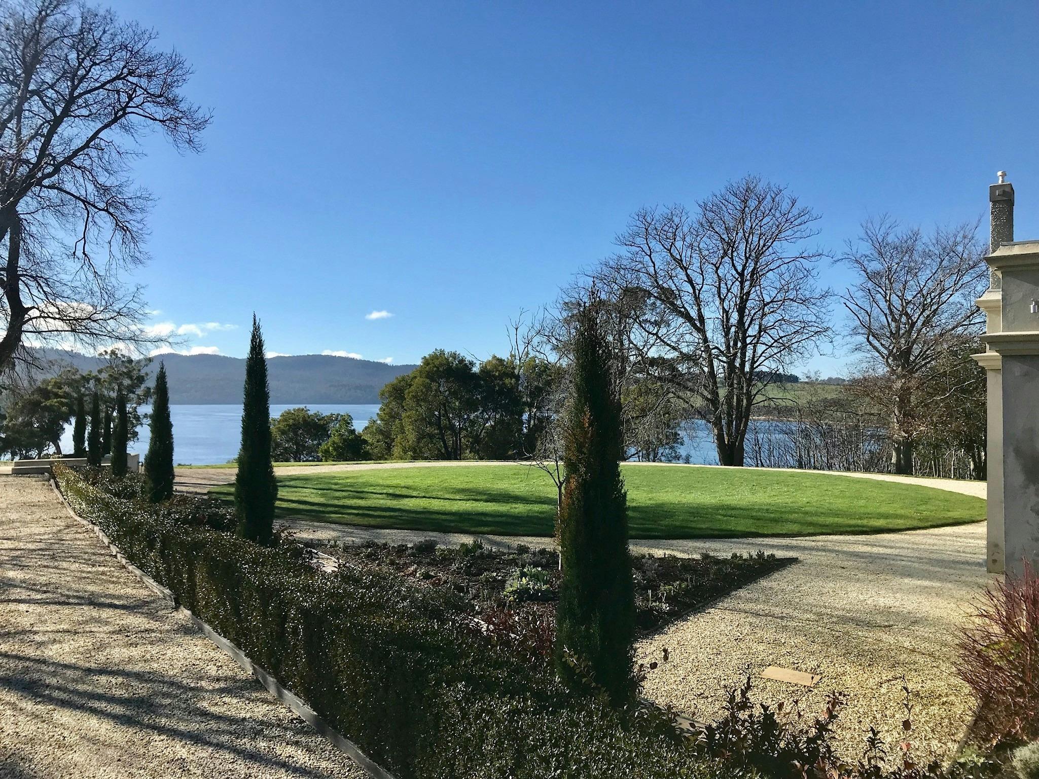 Waterton Hall History, Walking and Tasting Tour Tour Discover Tasmania