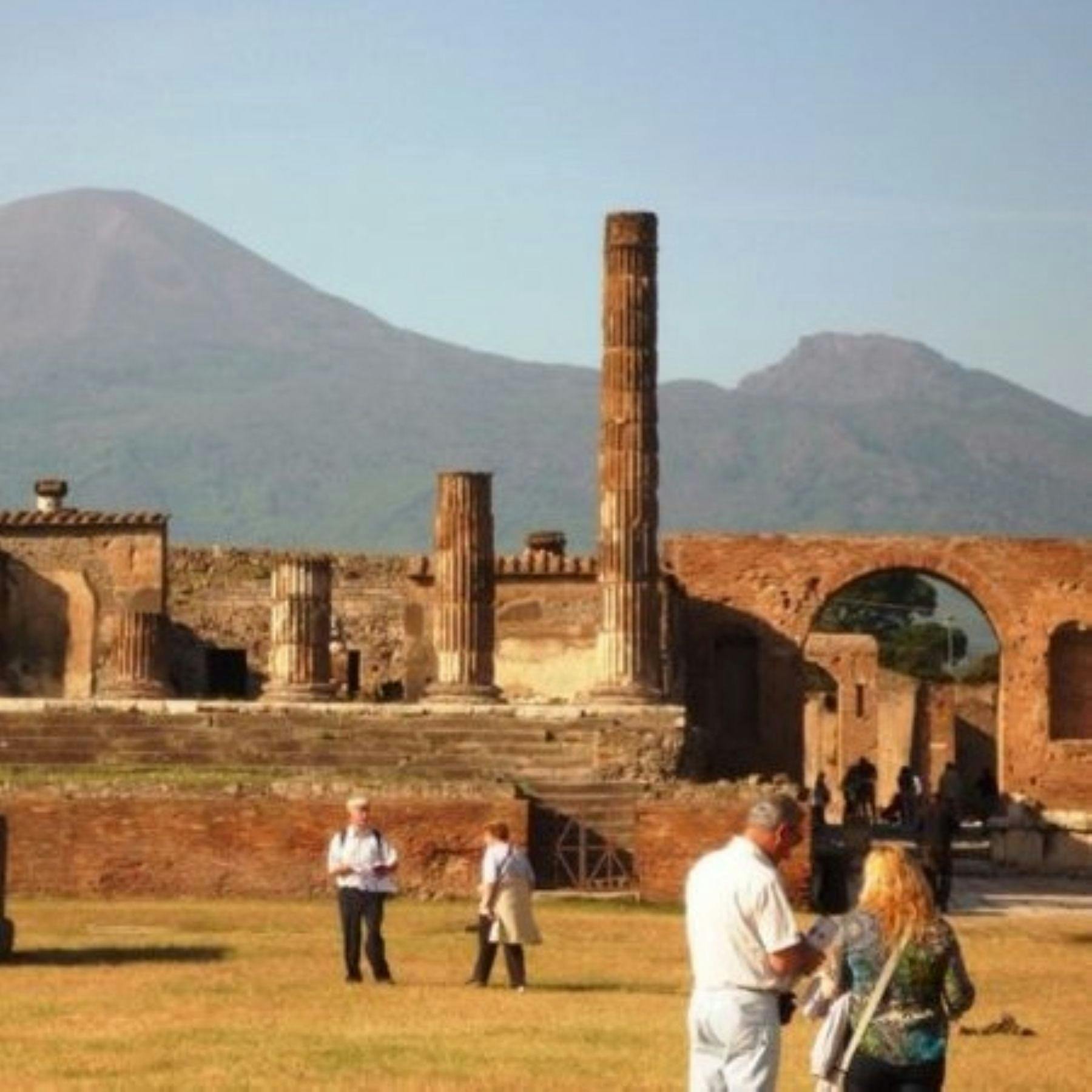 Pompeii & Herculaneum: Reconstructing the Final Day