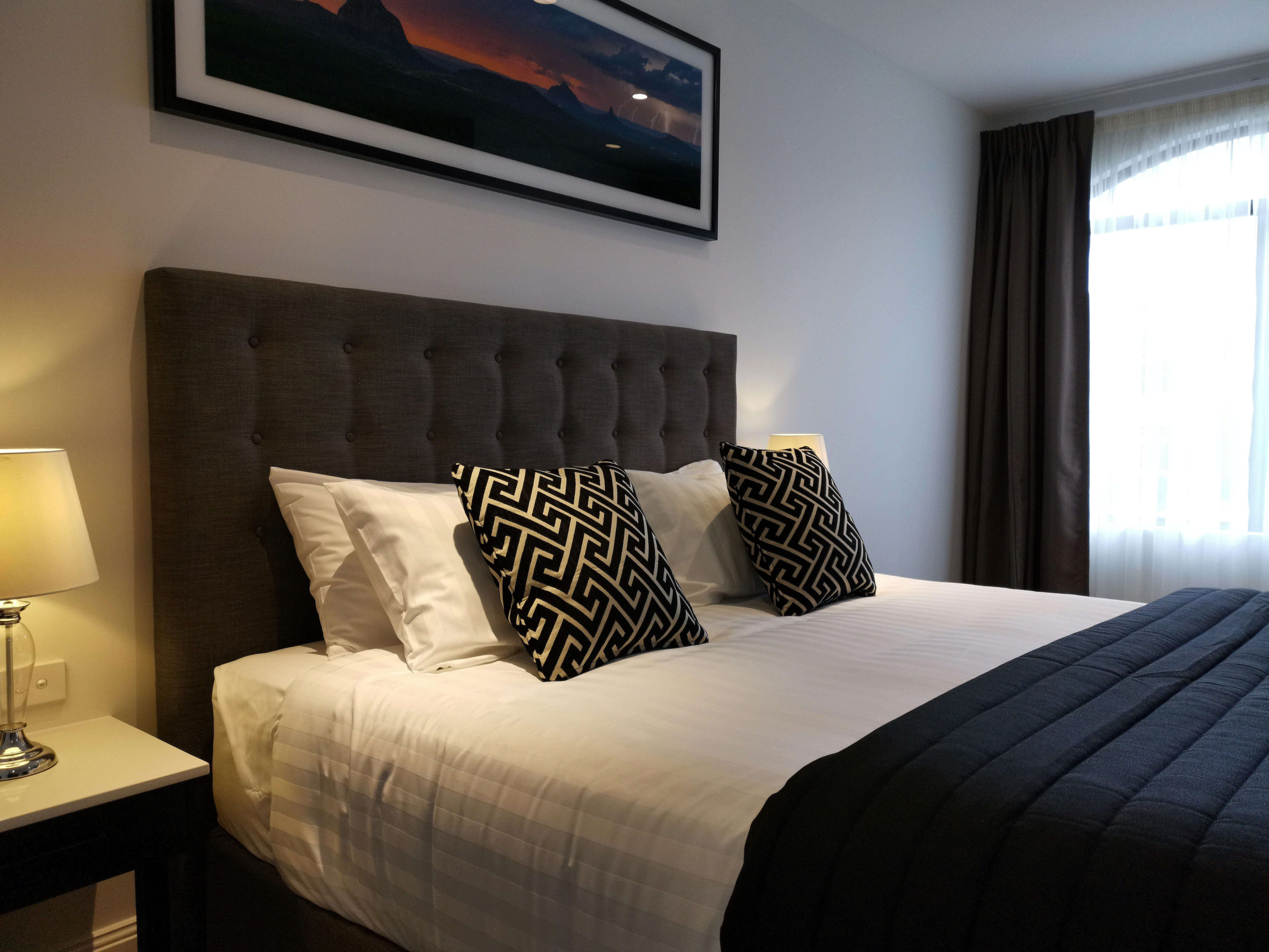 修道院汽車旅館間