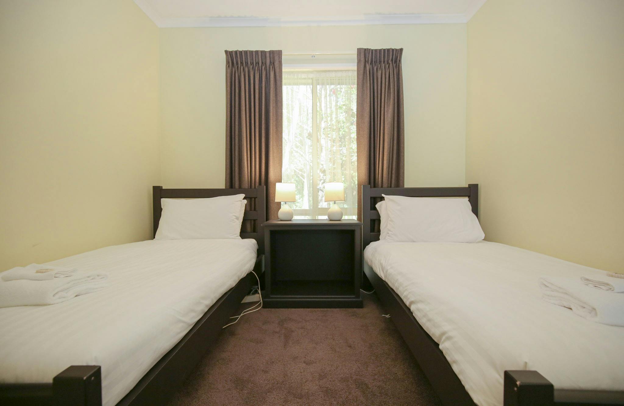 Singles room at Silver Birches Unit 10