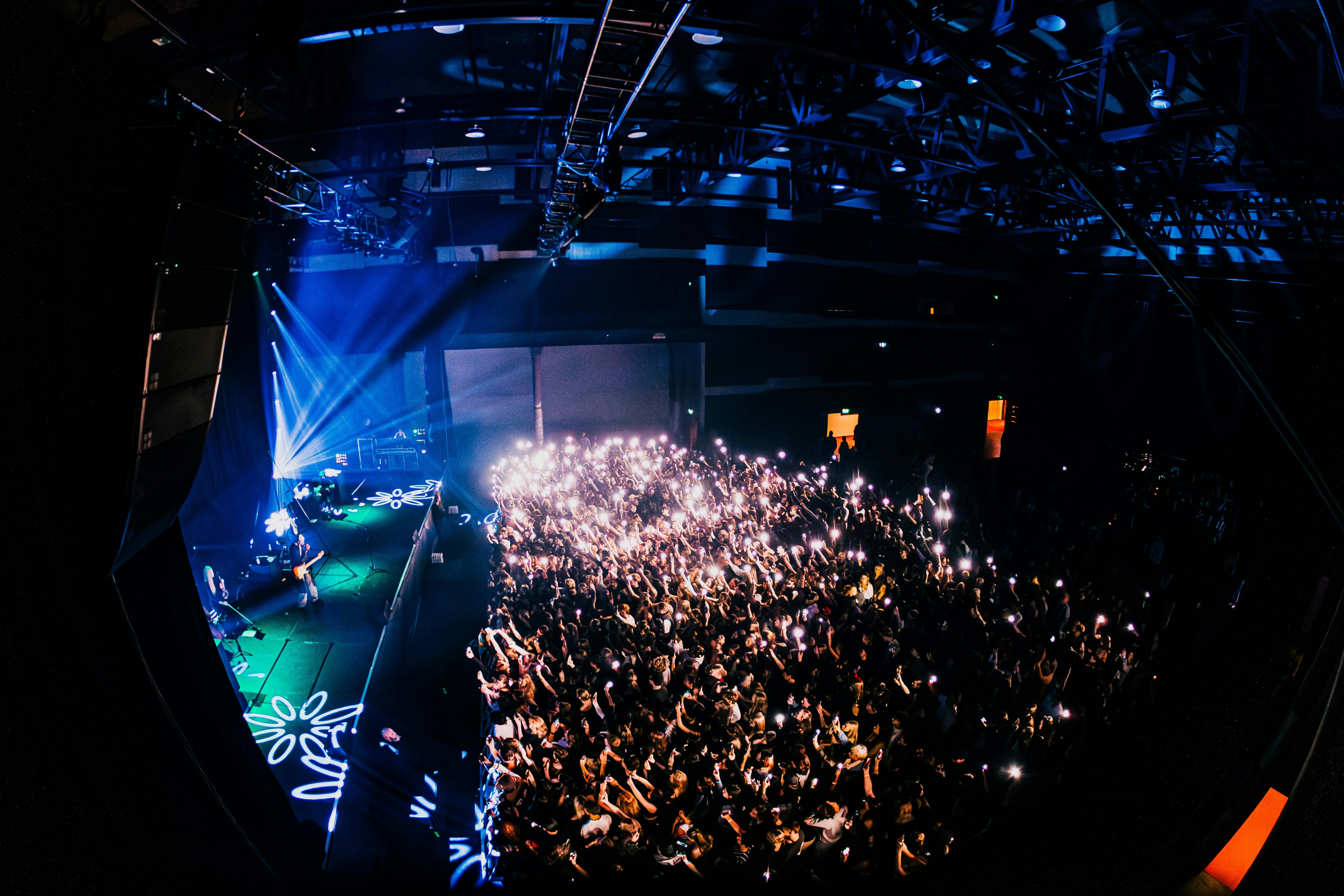 Photo of stage and crowd, Montell Fish, Vivid, 2024