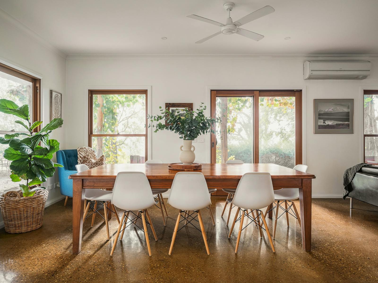 Dining Area with six seat table
