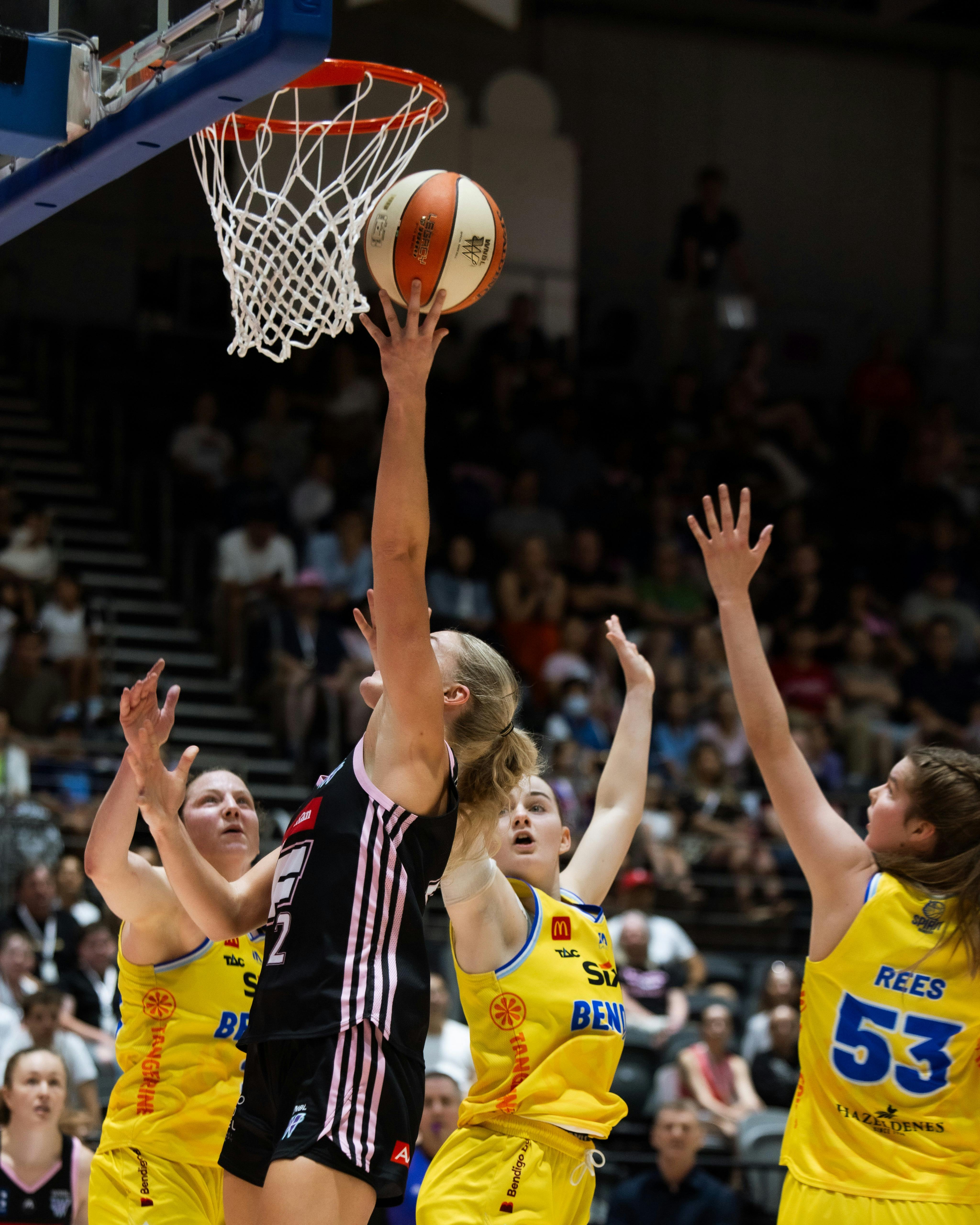Issy Morgan Layup in Game Against Spirit