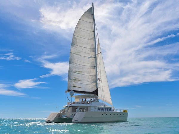 YOTSPACE Yacht Charters - Cairns