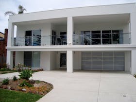 The White House - Shellharbour Village